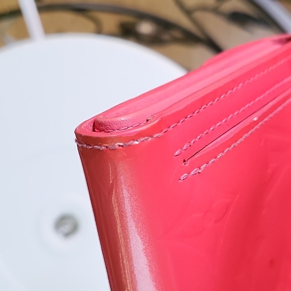Louis Vuitton Vernis Trifold Short Wallet - Picture 8 of 13